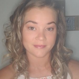 Meet your Posher, Candace